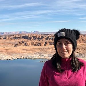 Meet your Posher, Noelia